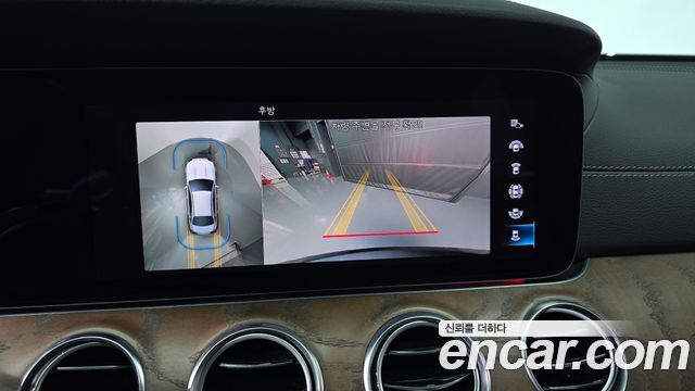 Mercedes-Benz E-Class (W213) E300e 4MATIC Exclusive 2021 — фото 14