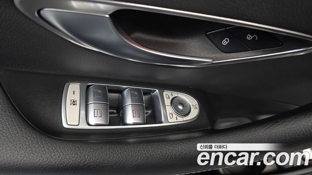 Mercedes-Benz E-Class (W213) E300e 4MATIC Exclusive 2021 — фото 28