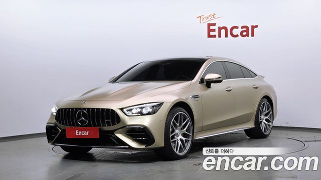 Mercedes-Benz AMG GT 4Door 43 4MATIC+ Dynamic golden daylight