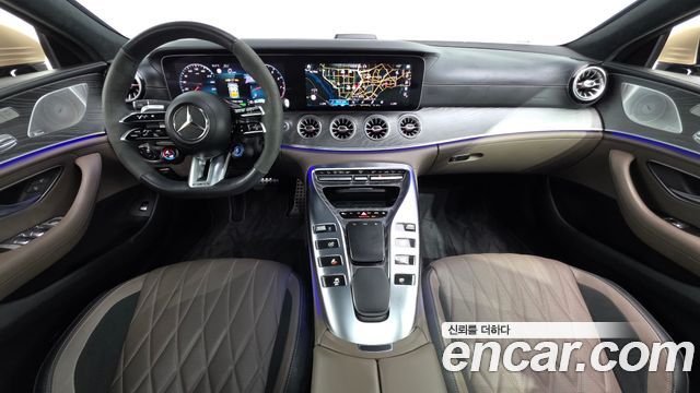 Mercedes-Benz AMG GT 4Door 43 4MATIC+ Dynamic golden daylight 2023 — фото 7