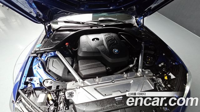 BMW 4 Series (G22) 420i M Sport Pro Convertible 2025 — фото 6