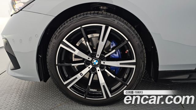 BMW 5 Series (G60) 530i xDrive M Sport 2025 — фото 5