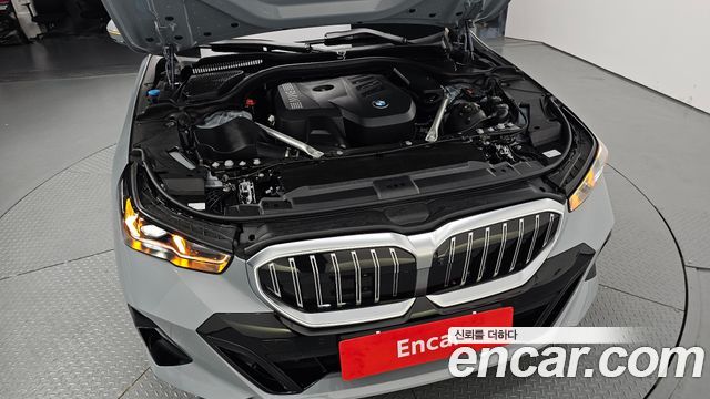 BMW 5 Series (G60) 530i xDrive M Sport 2025 — фото 6