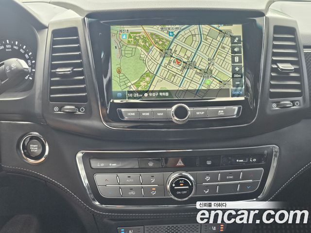 KG Mobility (SsangYong) Rexton Sports Khan Diesel 2.2 4WD Noblesse (5-Link) 2020 — фото 10