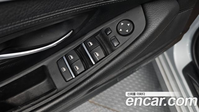 BMW 5 Series (F10) 520d xDrive 2015 — фото 13