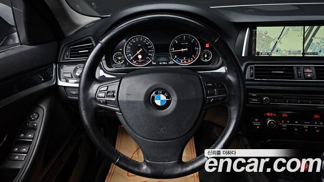 BMW 5 Series (F10) 520d xDrive 2015 — фото 17