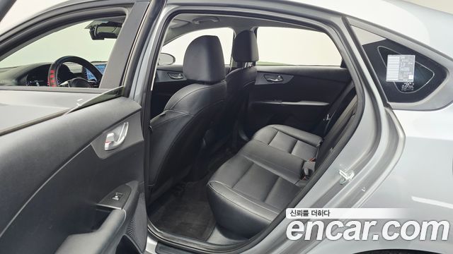 Kia K3 (II) 1.6 Trendy 2022 — фото 15