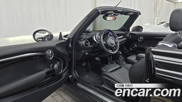 MINI Cooper Convertible Standard 3rd Generation 2018 — фото 10