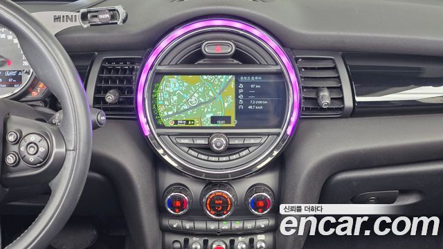 MINI Cooper Convertible Standard 3rd Generation 2018 — фото 14