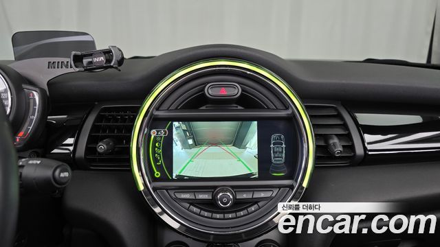 MINI Cooper Convertible Standard 3rd Generation 2018 — фото 15