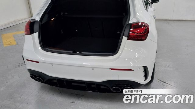 Mercedes-Benz A-Class (W177) AMG A45 4MAITC+ Hatchback 2025 — фото 15