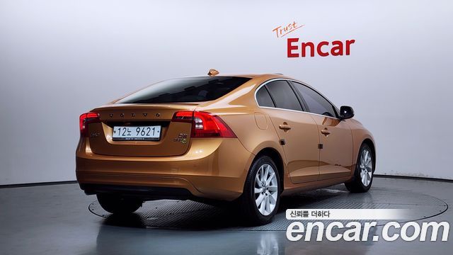 Volvo S60 D2 2nd 2014 — фото 2