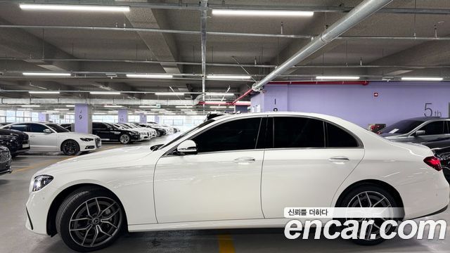 Mercedes-Benz E-Class (W213) E220d 4MATIC AMG Line 2022 — фото 5