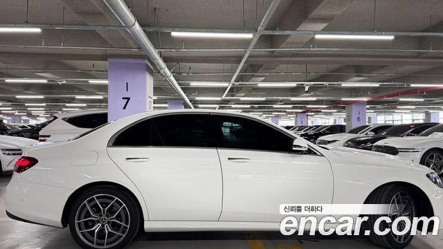 Mercedes-Benz E-Class (W213) E220d 4MATIC AMG Line 2022 — фото 9