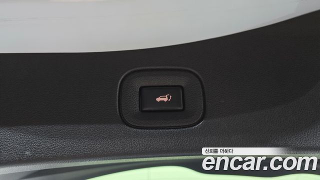 Renault Korea QM6 2.0 GDe RE Signature 2WD 2020 — фото 16