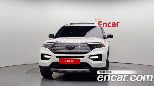 Ford Explorer (VI) 2.3 LimIted 4WD 2023 — фото 3