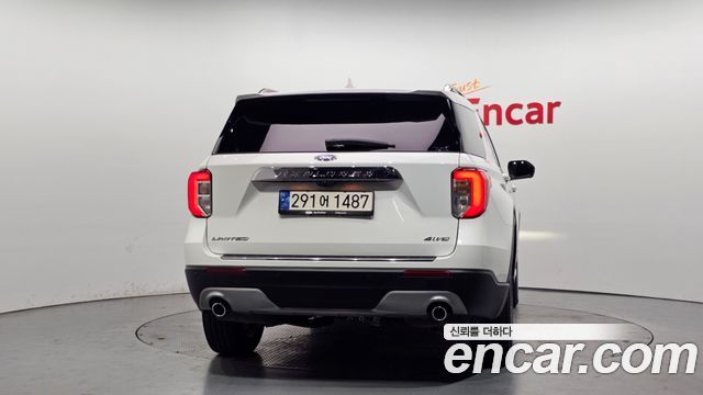Ford Explorer (VI) 2.3 LimIted 4WD 2023 — фото 4