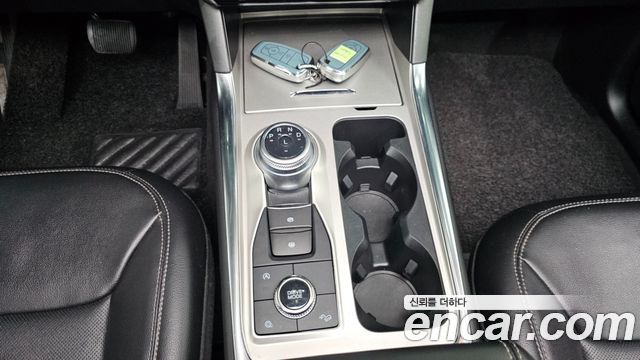 Ford Explorer (VI) 2.3 LimIted 4WD 2023 — фото 9