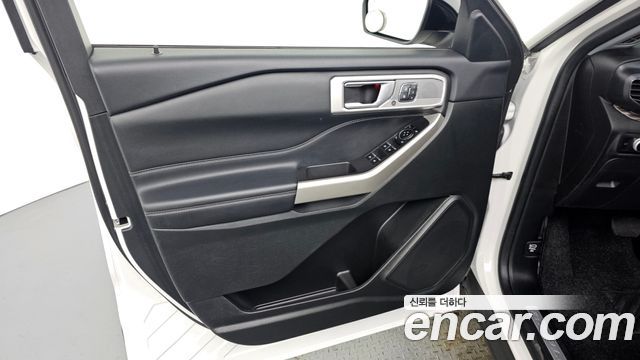 Ford Explorer (VI) 2.3 LimIted 4WD 2023 — фото 24