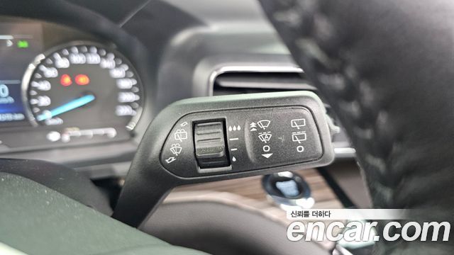 Ford Explorer (VI) 2.3 LimIted 4WD 2023 — фото 27
