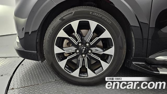 Kia Carnival (IV) Gasoline 4-Seater Hi-Limousine Signature 2022 — фото 5