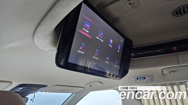 Kia Carnival (IV) Gasoline 4-Seater Hi-Limousine Signature 2022 — фото 18
