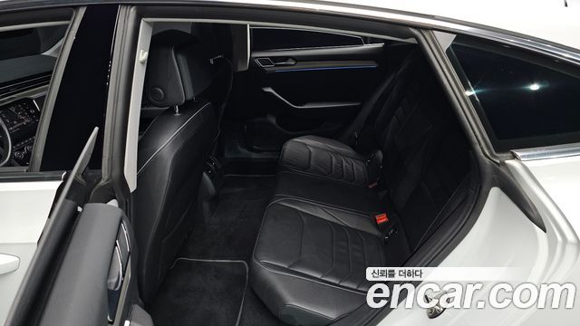 Volkswagen Arteon 2.0 TDI Premium 2019 — фото 11