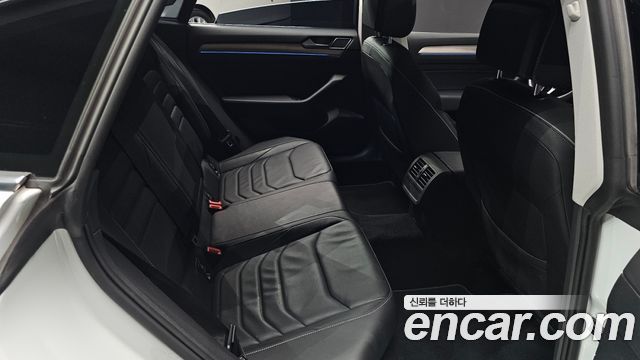 Volkswagen Arteon 2.0 TDI Premium 2019 — фото 18