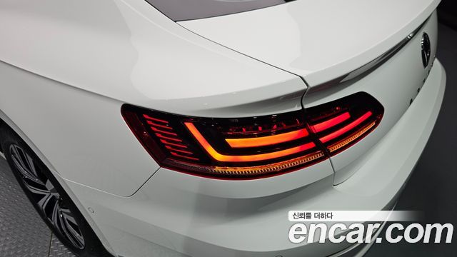 Volkswagen Arteon 2.0 TDI Premium 2019 — фото 23