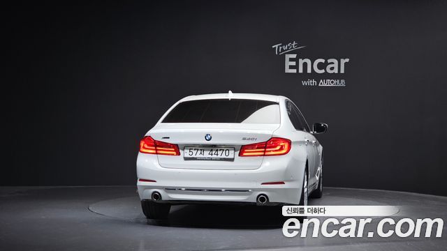 BMW 5 Series (G30) 530i xDrive Luxury Plus 2018 — фото 4