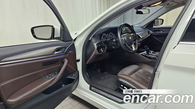 BMW 5 Series (G30) 530i xDrive Luxury Plus 2018 — фото 10