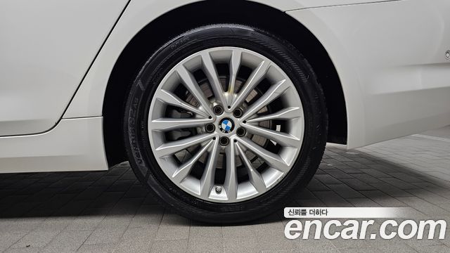BMW 5 Series (G30) 530i xDrive Luxury Plus 2018 — фото 21