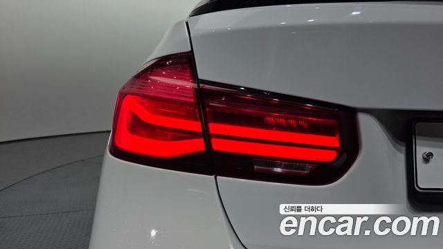 BMW 3 Series (F30) 330i M Sport Shadow 2018 — фото 23