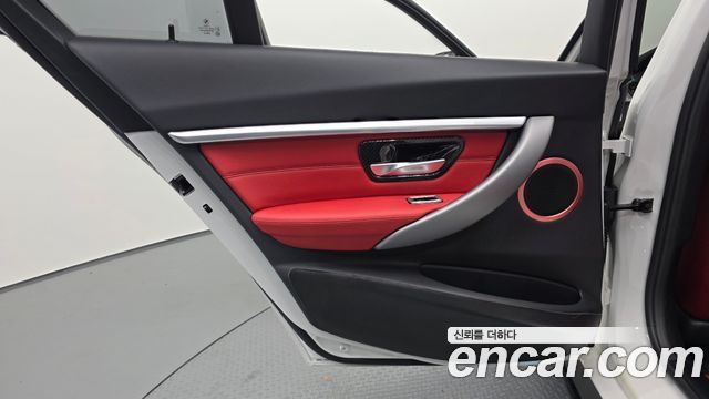 BMW 3 Series (F30) 330i M Sport Shadow 2018 — фото 25