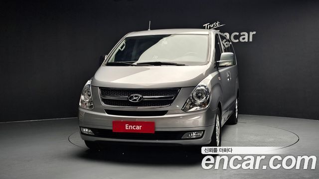 Hyundai Grand Starex 5-Seater VAN CVX Luxury 2014 — фото 3