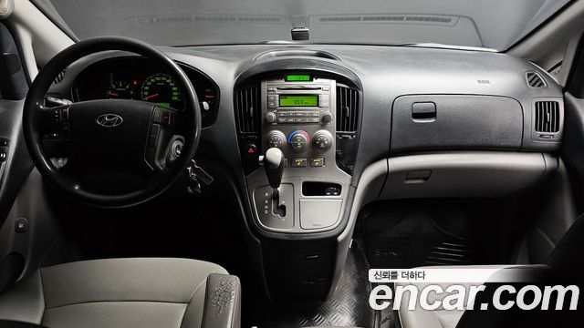 Hyundai Grand Starex 5-Seater VAN CVX Luxury 2014 — фото 7