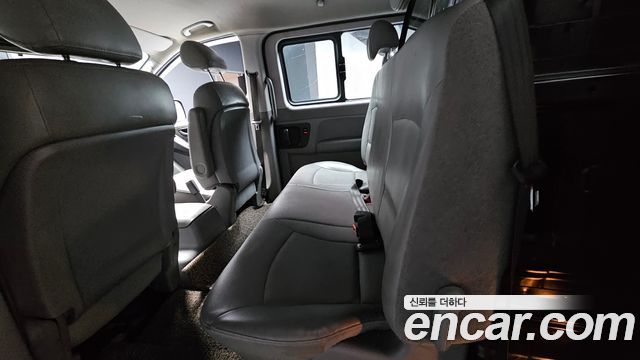 Hyundai Grand Starex 5-Seater VAN CVX Luxury 2014 — фото 26