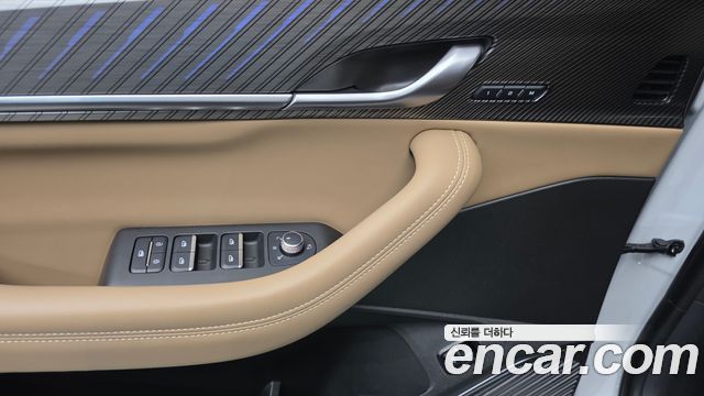 Renault Korea Grand Koleos 1.5 E-TECH Iconic 2WD 2025 — фото 11