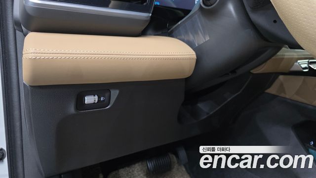 Renault Korea Grand Koleos 1.5 E-TECH Iconic 2WD 2025 — фото 12
