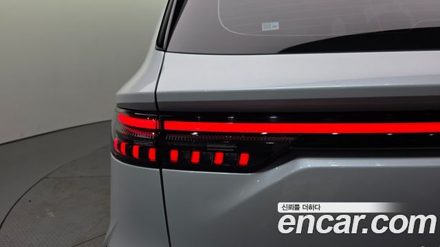 Renault Korea Grand Koleos 1.5 E-TECH Iconic 2WD 2025 — фото 23