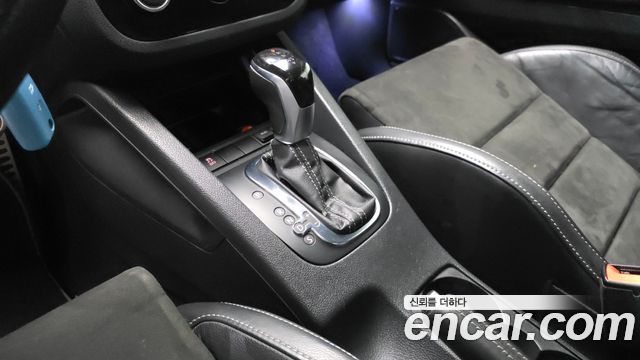 Volkswagen Scirocco 2.0 TSI R 2014 — фото 9