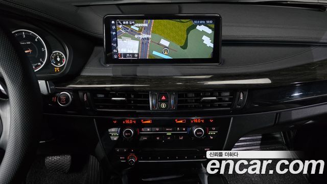 BMW X6 (F16) xDrive 30d 2018 — фото 13