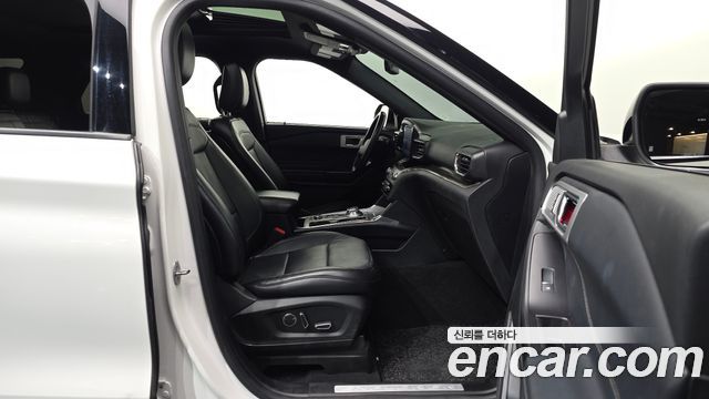 Ford Explorer (VI) 2.3 LimIted 4WD 2020 — фото 11