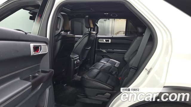 Ford Explorer (VI) 2.3 LimIted 4WD 2020 — фото 26