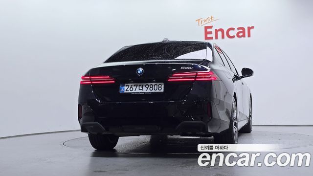 BMW 5 Series (G60) 520i M Sport 2025 — фото 4