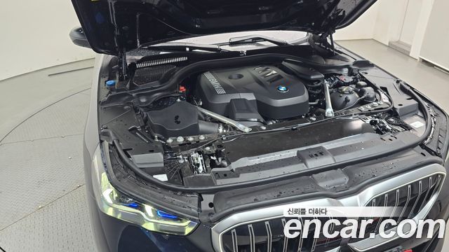 BMW 5 Series (G60) 520i M Sport 2025 — фото 6