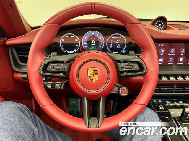 Porsche 911 (992) Targa 4 GTS 2025 — фото 10