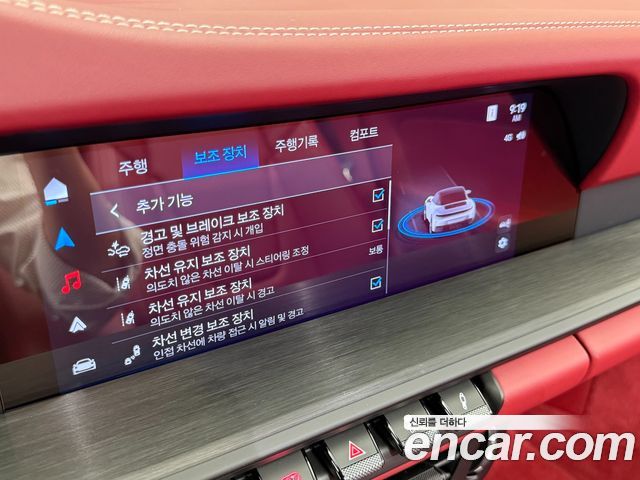 Porsche 911 (992) Targa 4 GTS 2025 — фото 18