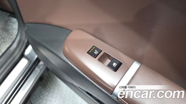 Hyundai Grandeur (GN7) 3.5 LPG 2WD Premium 2024 — фото 19