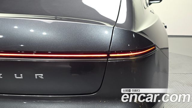 Hyundai Grandeur (GN7) 3.5 LPG 2WD Premium 2024 — фото 23